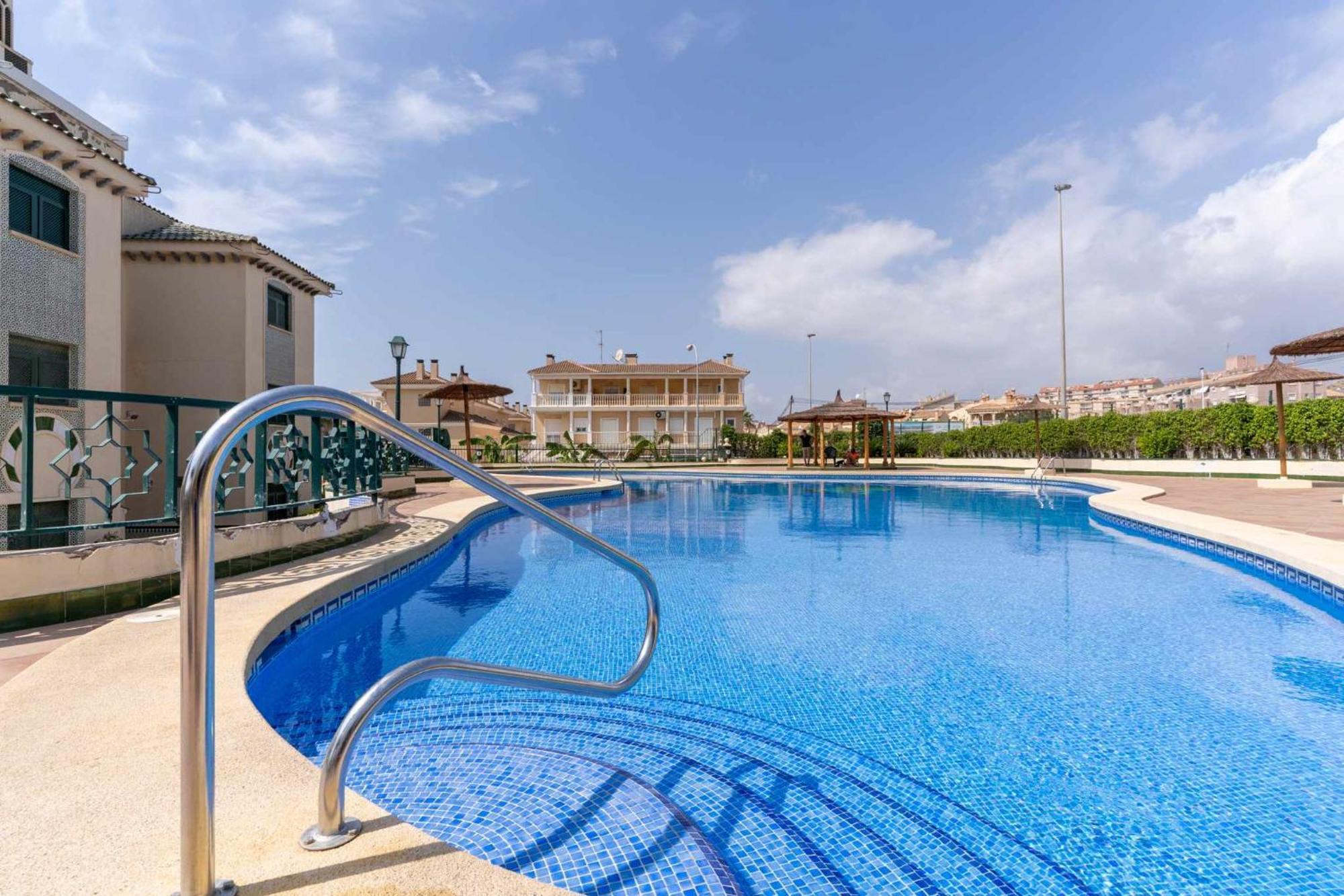 Rentafive Varadero Con Piscina Playa Y Terraza Santa Pola Exterior foto